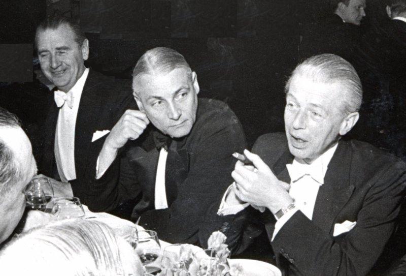 Eugene III Marres, Rein Sevenstern en Pierre Marres in 1954
